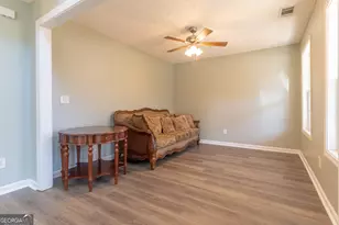 25 Shadowbrook Ct, Covington, GA 30016 - Photo 4