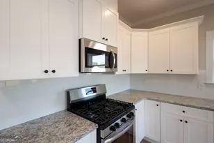 129 Rutland Ct, Senoia, GA 30276 - Photo 16
