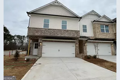 11 Creekside Commons Drive, Hoschton, GA 30548 - Photo 2