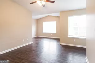 2839 Windsor Forrest Ct, College Park, GA 30349 - Photo 8