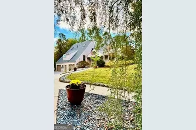 3810 Galloway Drive NE, Roswell, GA 30075 - Photo 1