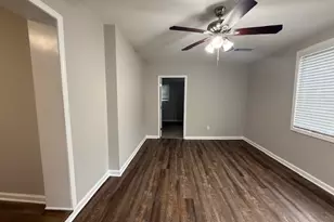 192 Margaret St, Fairburn, GA 30213 - Photo 4