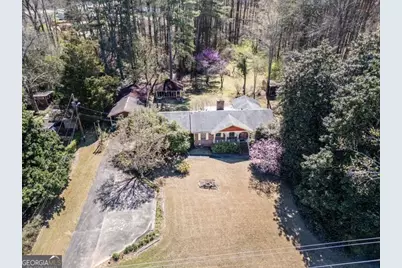 2218 Young Road, Stone Mountain, GA 30088 - Photo 2