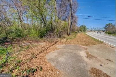 2218 Young Road, Stone Mountain, GA 30088 - Photo 40