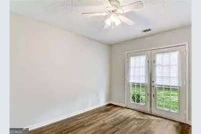 1113 E 59th Street, Savannah, GA 31404 - Photo 6