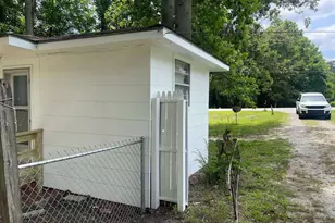 646 N Main St, Swainsboro, GA 30401 - Photo 6