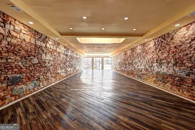 15 Market Street, Barnesville, GA 30204 - Photo 10