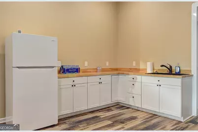 15 Market Street, Barnesville, GA 30204 - Photo 12