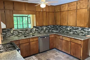 1288 Lakewood Dr NE, Conyers, GA 30013 - Photo 32