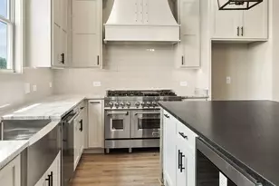 272 Community House Rd, Barnesville, GA 30204 - Photo 10