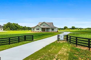 272 Community House Rd, Barnesville, GA 30204 - Photo 2