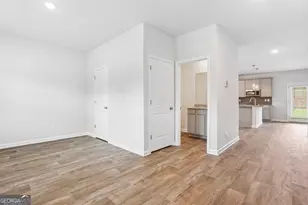 218 Orwell Dr, Social Circle, GA 30025 - Photo 6