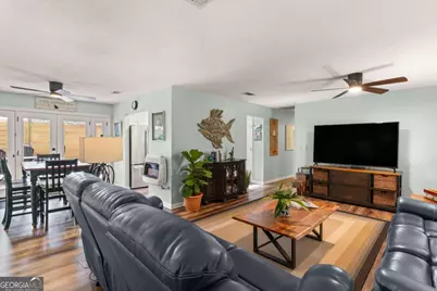 1915 Second Avenue, Saint Simons, GA 31522 - Photo 10