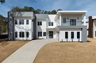 4031 Oak Forest Cir, Marietta, GA 30062 - Photo 2