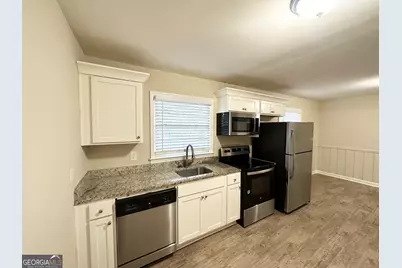 518 Hammett Drive, Decatur, GA 30032 - Photo 2