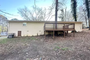 2017 Lindsey Ln, Decatur, GA 30035 - Photo 16