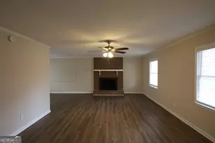 756 Sugar Hill Ln, Conyers, GA 30094 - Photo 2