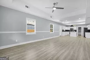 1114 1/2 E Bolton St, Savannah, GA 31404 - Photo 6