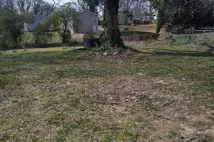 2152 M L King Jr Dr SW, Atlanta, GA 30310 - Photo 1