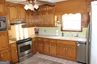 132 Rosebud Lane, Jackson, GA 30233 - Photo 18