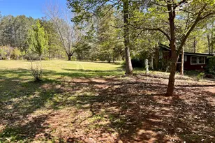 202 Catalina Dr, Martin, GA 30557 - Photo 4