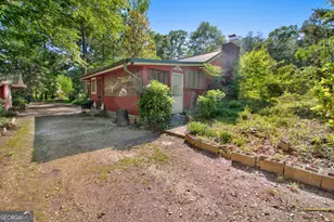 202 Catalina Dr, Martin, GA 30557 - Photo 2