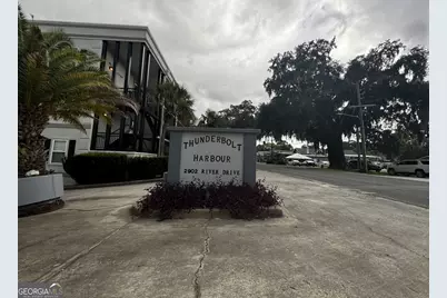 2902 River Drive #APT C101, Savannah, GA 31404 - Photo 2
