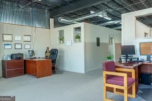 18 W Currahee St, Toccoa, GA 30577 - Photo 32