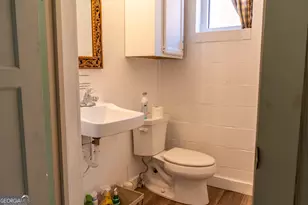 18 W Currahee St, Toccoa, GA 30577 - Photo 44