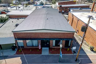 18 W Currahee St, Toccoa, GA 30577 - Photo 88