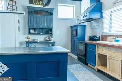 18 W Currahee Street, Toccoa, GA 30577 - Photo 12