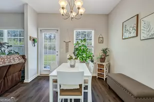 572 Brightleaf Cir, Hinesville, GA 31313 - Photo 8