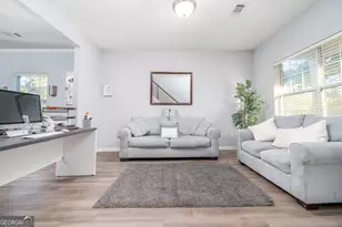 2984 Gayle Manor Ln, Snellville, GA 30078 - Photo 4