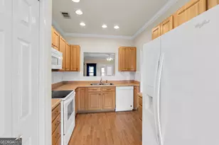 310 Pebble Beach Dr, Perry, GA 31069 - Photo 6