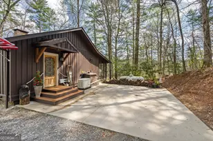 426 Crow Creek Rd, Lakemont, GA 30552 - Photo 4