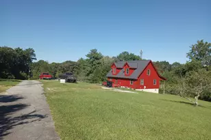 356 Orchard View Ln, Lakemont, GA 30552 - Photo 4