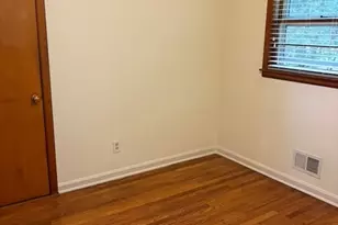 2560 Wood Valley Dr, East Point, GA 30344 - Photo 14