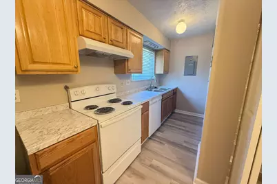 296 Country Club Drive, Jonesboro, GA 30238 - Photo 12