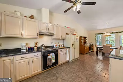 380 Lavista Drive, Blue Ridge, GA 30513 - Photo 8