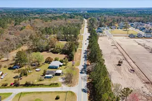 717 Noel C Conaway Rd, Guyton, GA 31312 - Photo 2