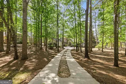 129 Barrington Hall Drive, Eatonton, GA 31024 - Photo 2