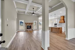 434 Burlington Dr, Lizella, GA 31052 - Photo 2