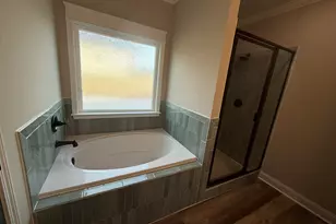 442 Burlington Dr, Lizella, GA 31052 - Photo 2