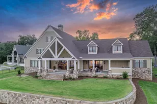 205 Lakecrest Dr NE, Milledgeville, GA 31061 - Photo 1