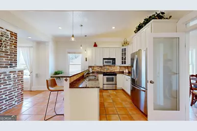 2897 Macaw Street NW, Atlanta, GA 30318 - Photo 12