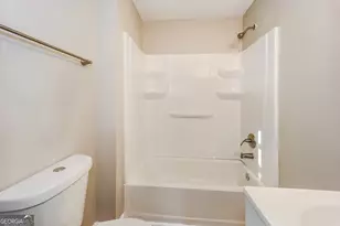 8125 Attleboro Dr, Jonesboro, GA 30238 - Photo 14