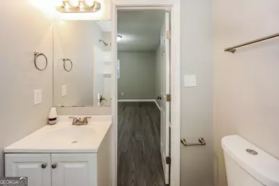 8125 Attleboro Drive, Jonesboro, GA 30238 - Photo 10