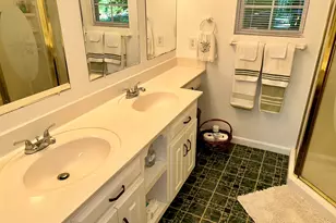 353 Bow Dr, Lavonia, GA 30553 - Photo 40