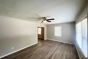 1417 Lavender Dr NW, Atlanta, GA 30314 - Photo 2