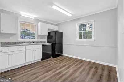 6307 Thornhedge Drive, Riverdale, GA 30296 - Photo 10